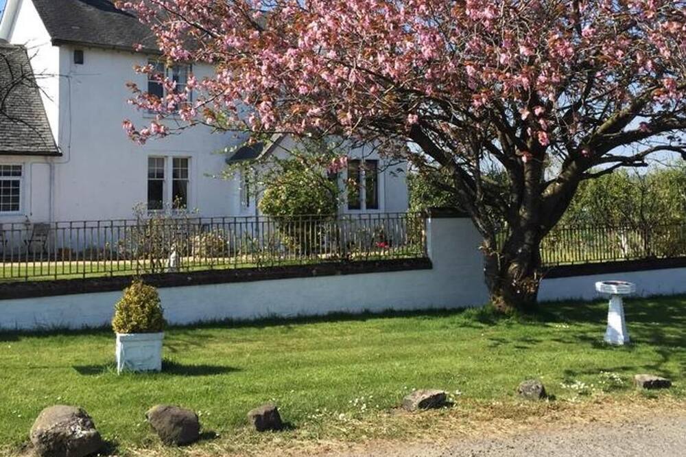 Photo of Outdoor in Beith