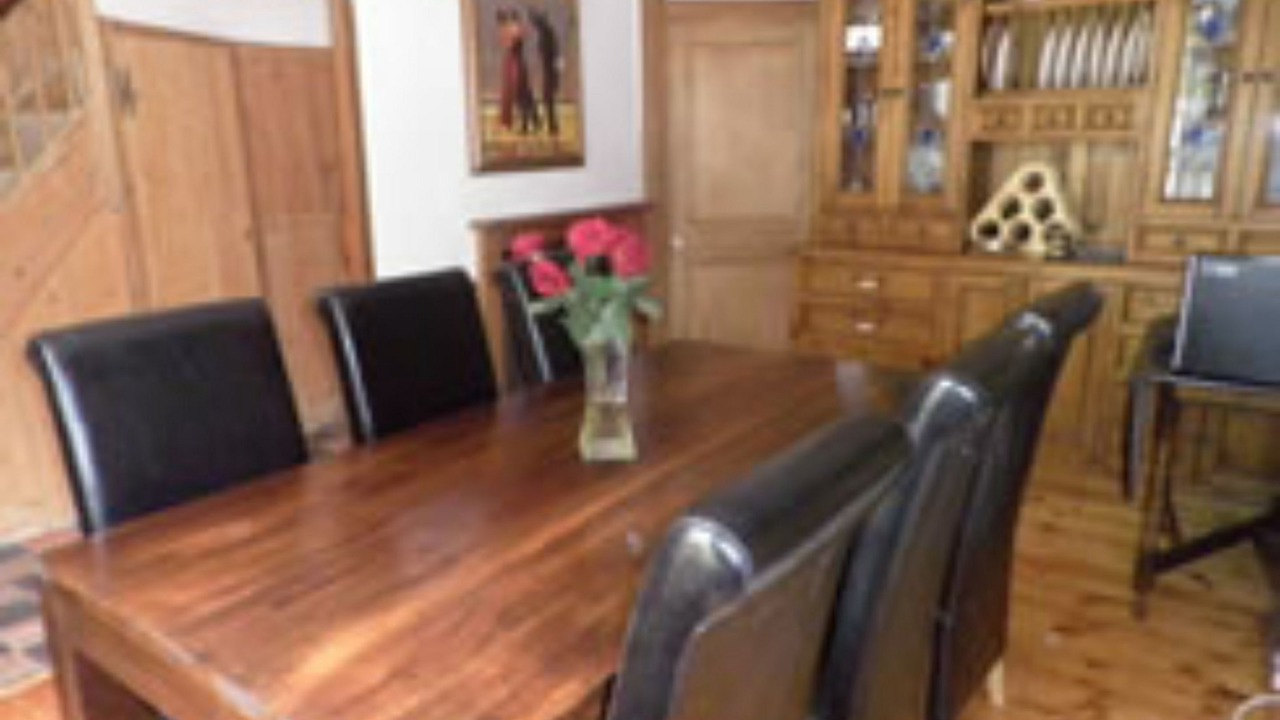 Photo of Others in Sandwich