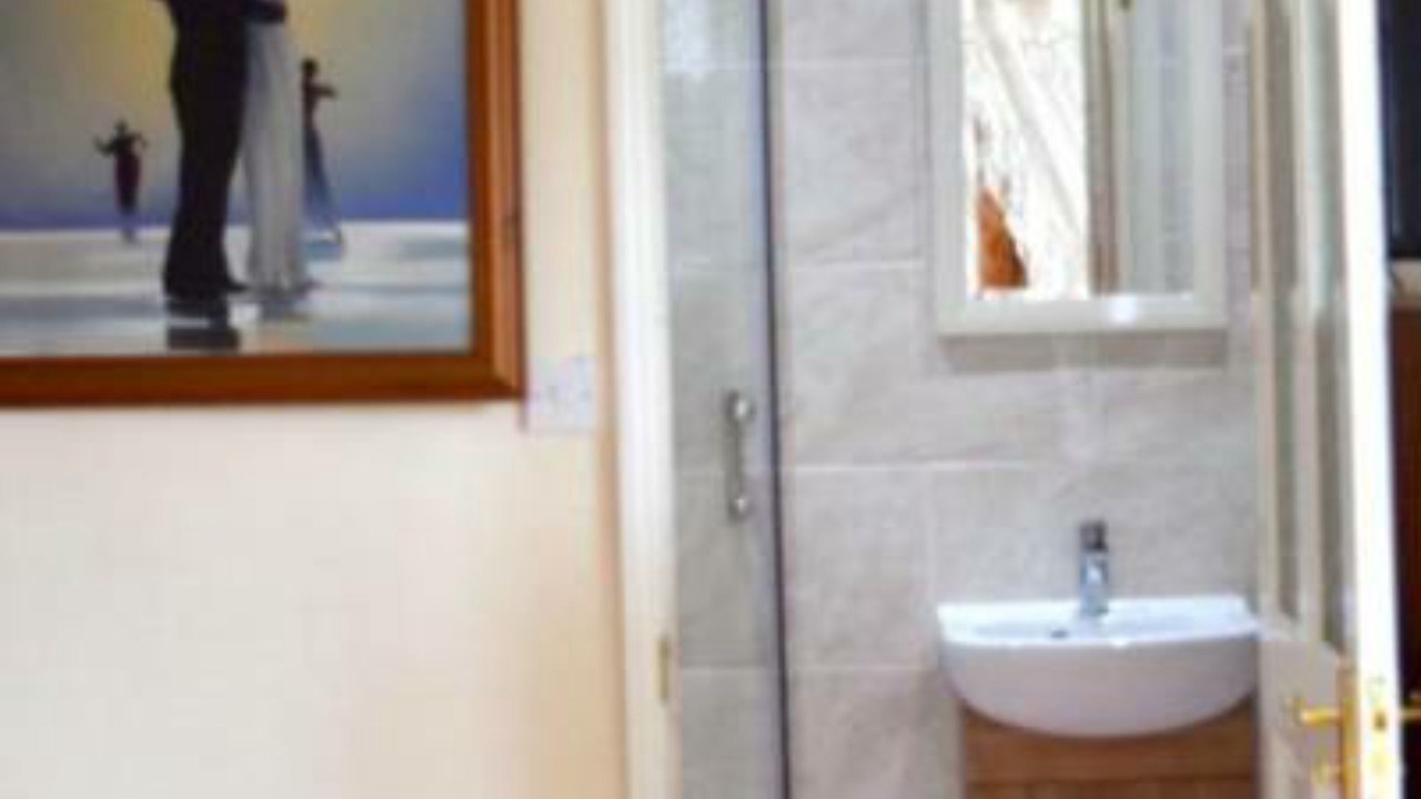 Photo of Bathroom in Sandwich