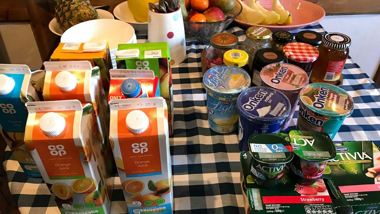 Photo of Others in Sandwich