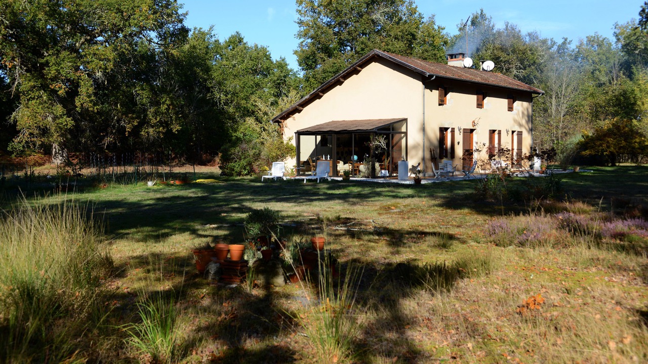 Photo of Outdoor in Callen