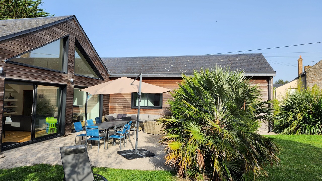 Photo of Outdoor in Saint-Coulomb