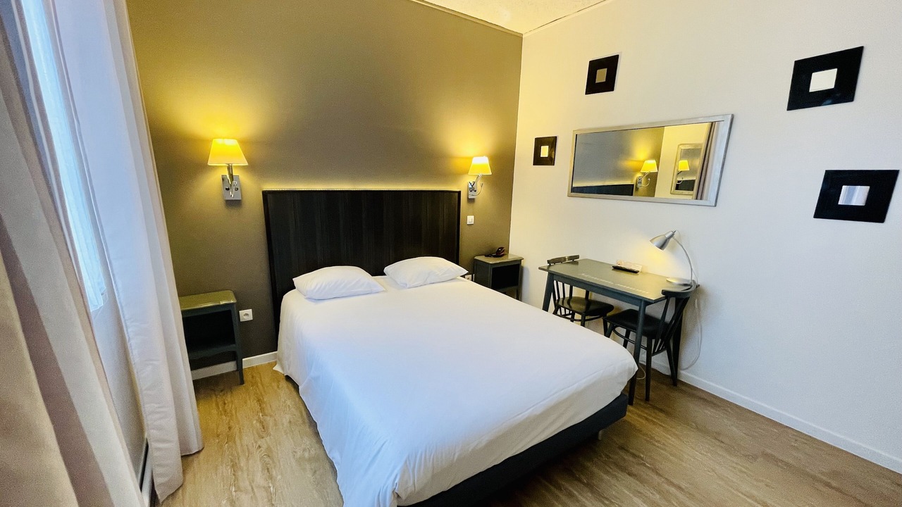 Photo of Bedroom in Tours