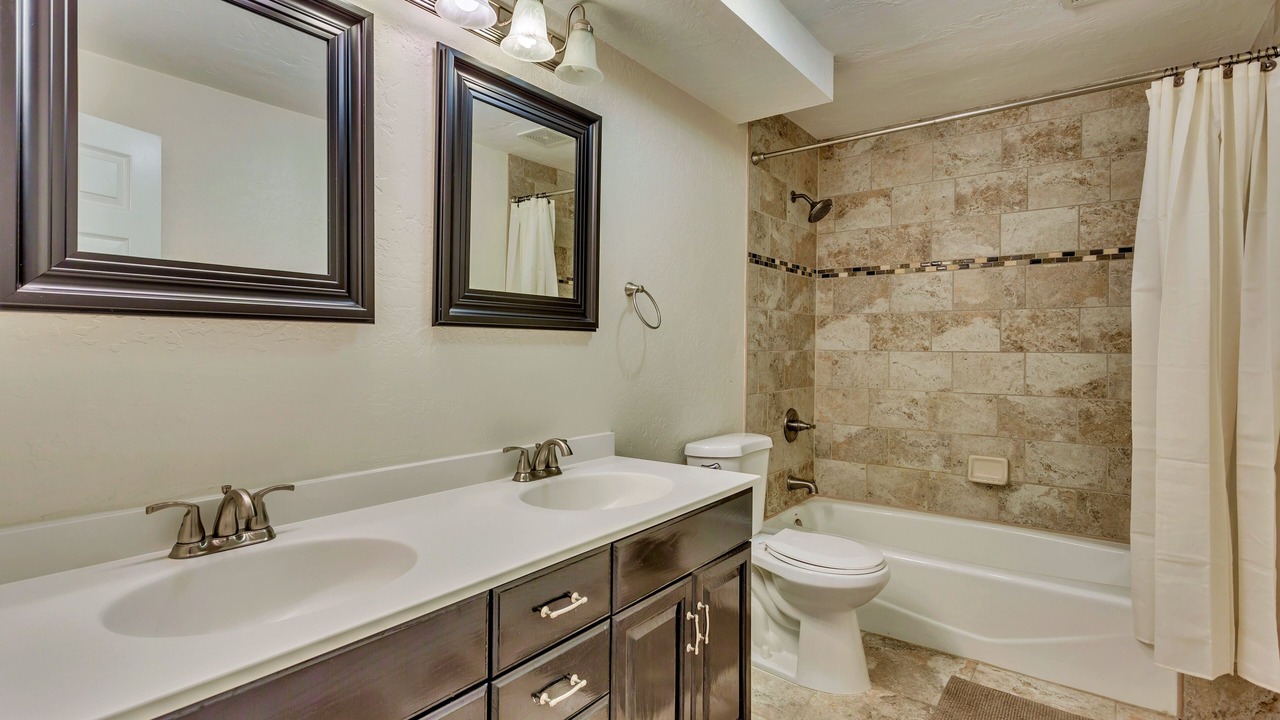 Photo of Bathroom in Cottonwood Heights