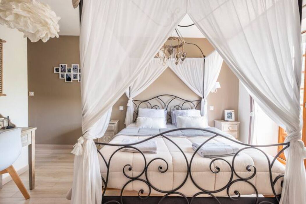 Photo of Others in Tournus