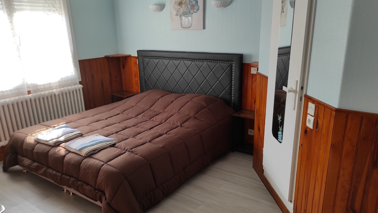 Photo of Bedroom in Germigny-des-Pres