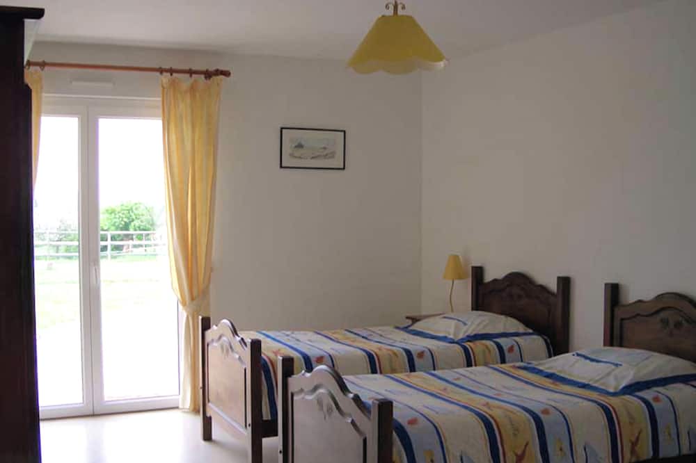 Photo of Others in Huisnes-sur-Mer