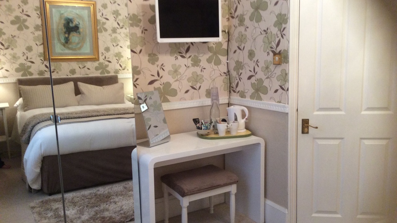 Photo of Bedroom in Leamington Spa