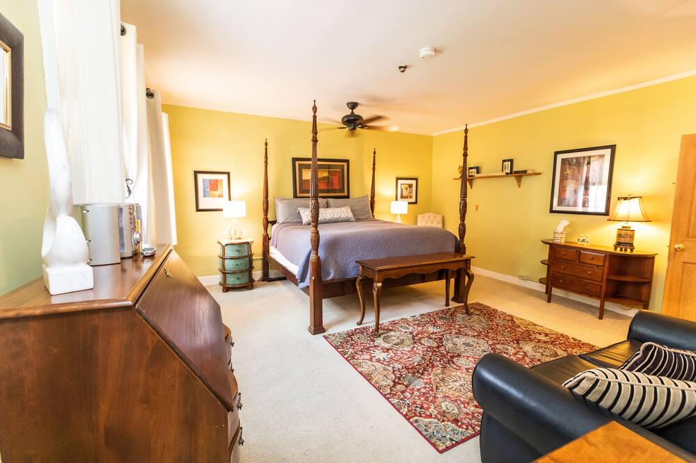 Photo of Bedroom in Middlebury