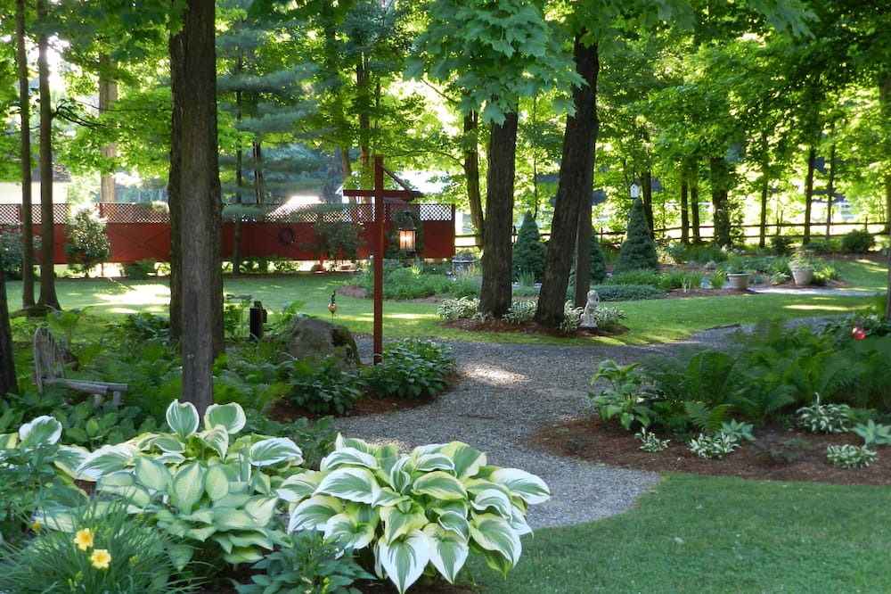 Photo of Outdoor in Middlebury