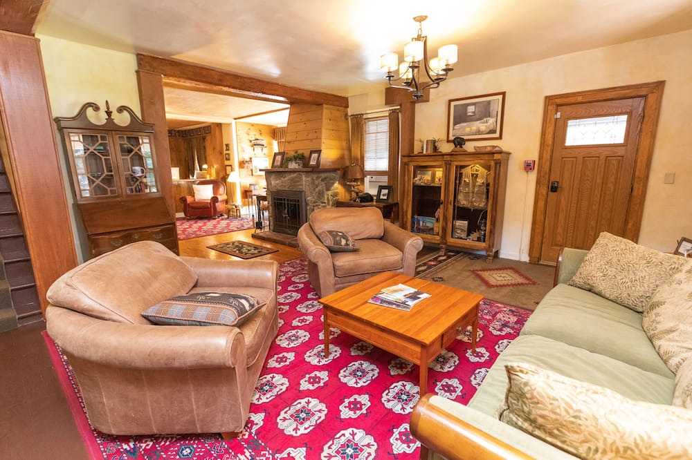 Photo of Others in Middlebury