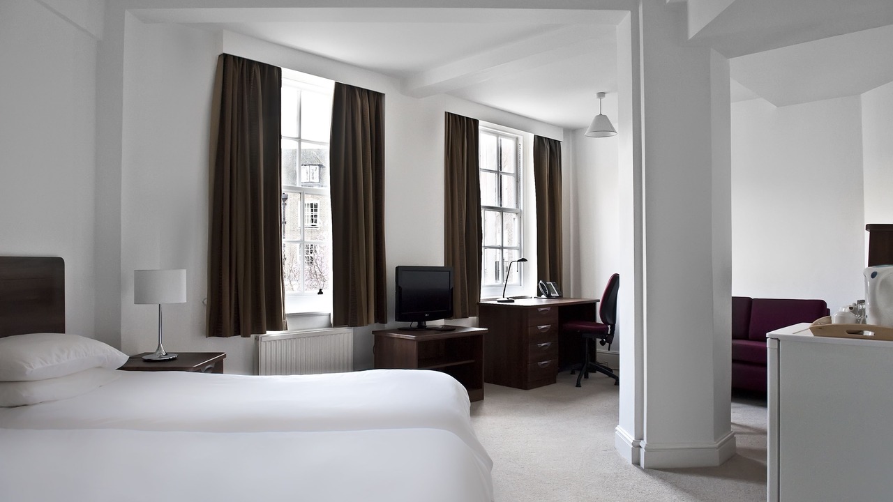 Photo of Others in Bloomsbury