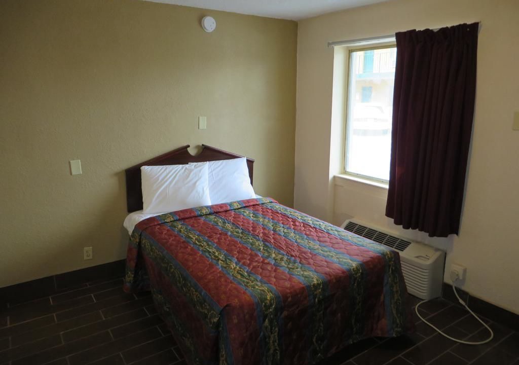 Photo of Bedroom in Bashford Manor