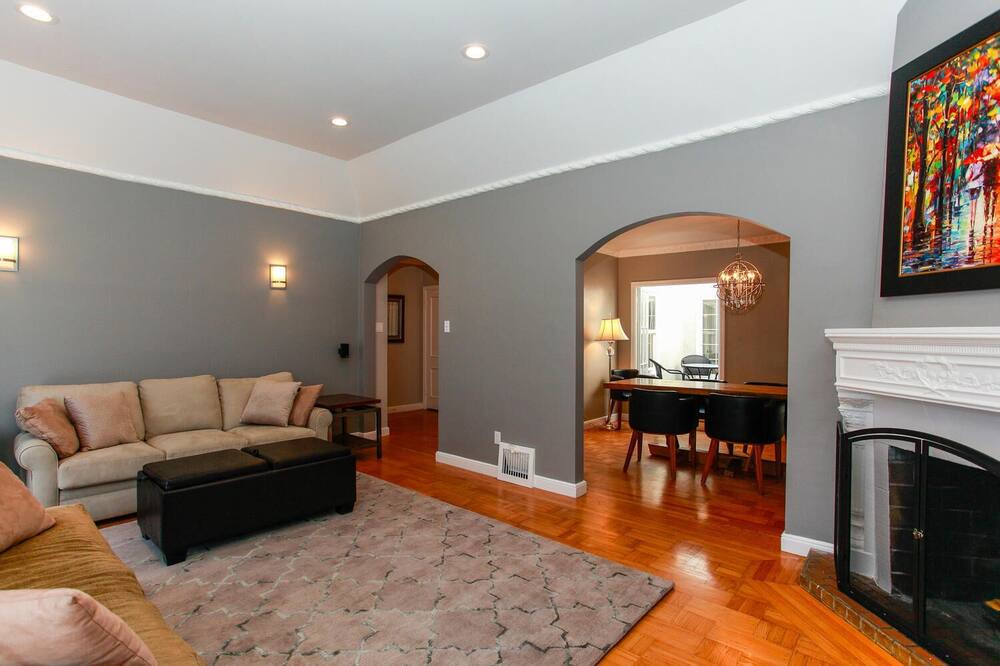 Photo of Bedroom in Sunset District