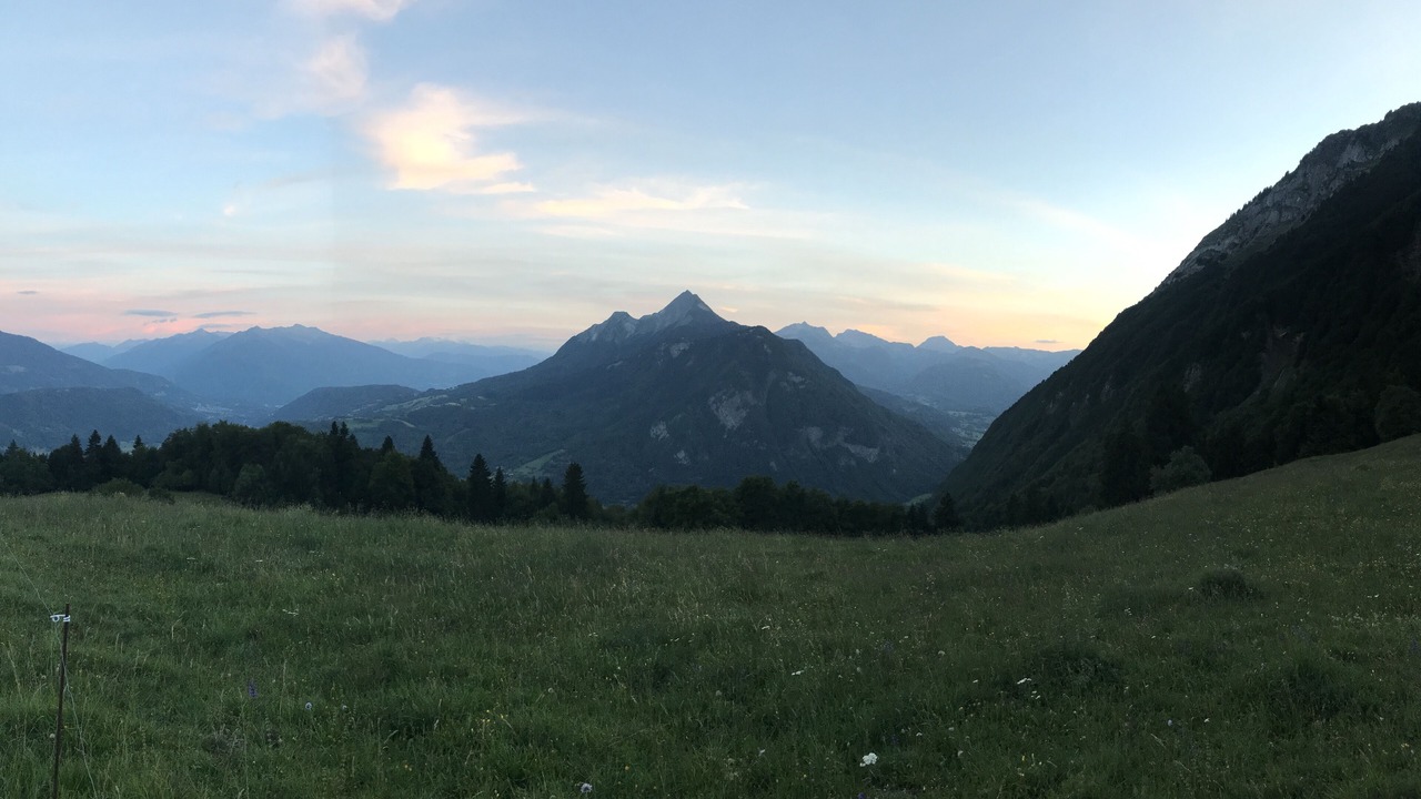 Photo of Others in Outrechaise