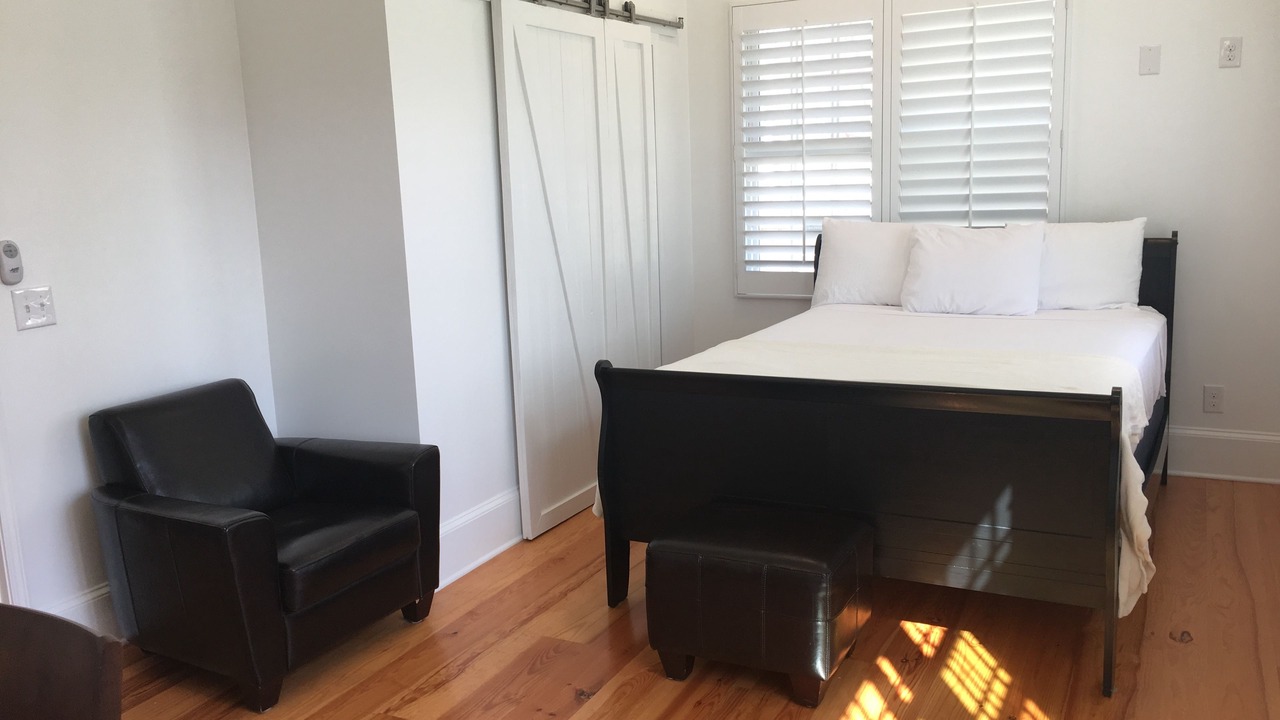 Photo of Bedroom in Peoplestown