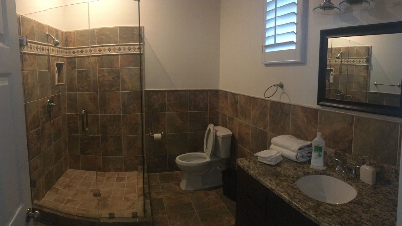 Photo of Bathroom in Peoplestown