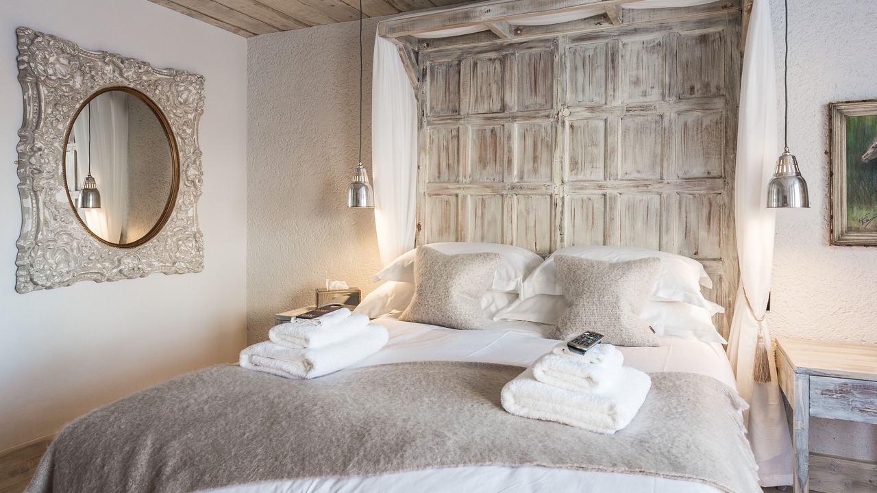 Photo of Bedroom in Dalbury Lees