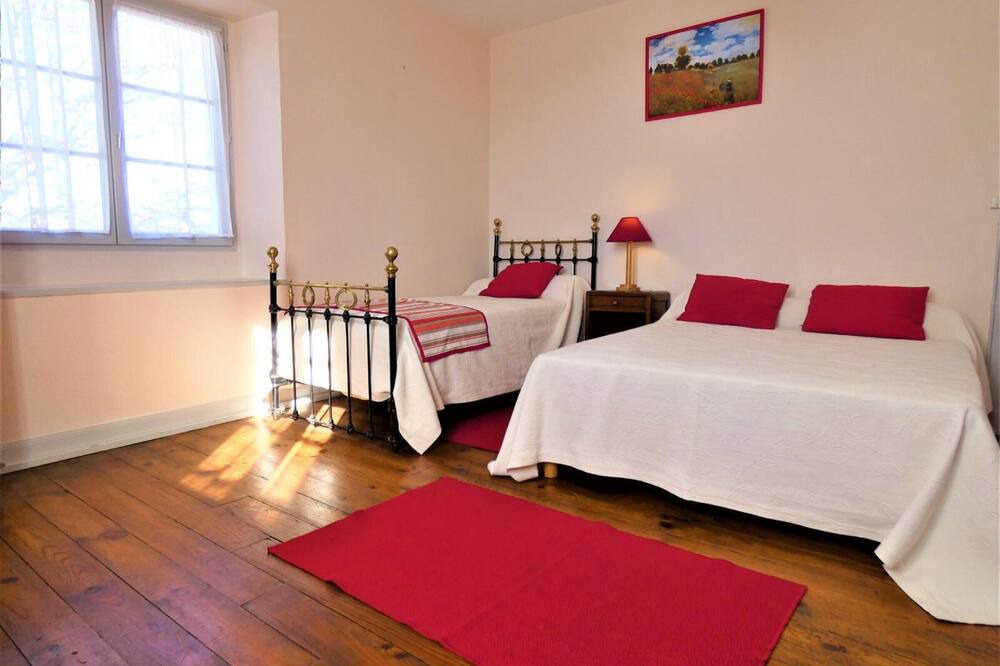 Photo of Bedroom in Ossages