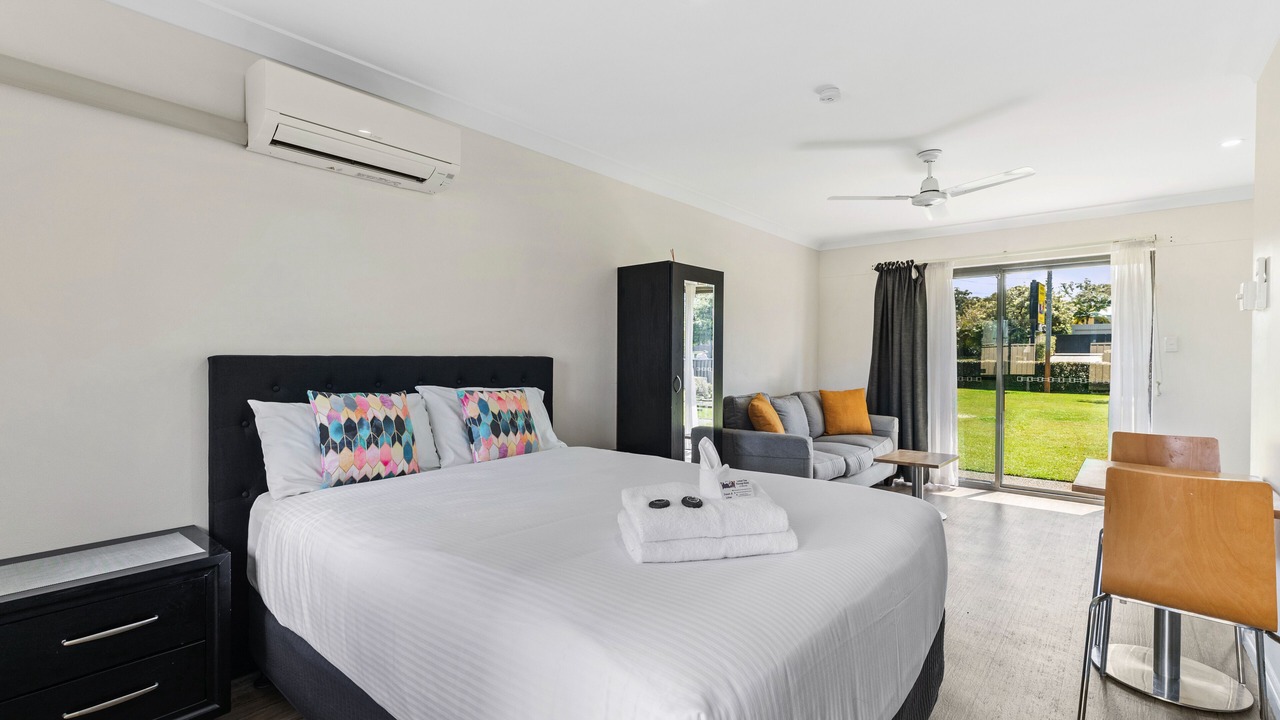 Photo of Bedroom in Lemon Tree Passage