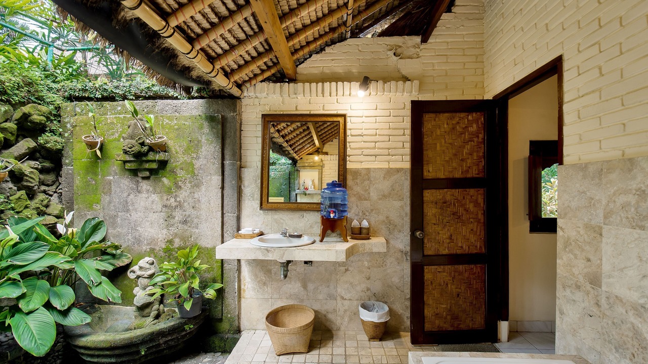 Photo of Bathroom in Nyuh Kuning