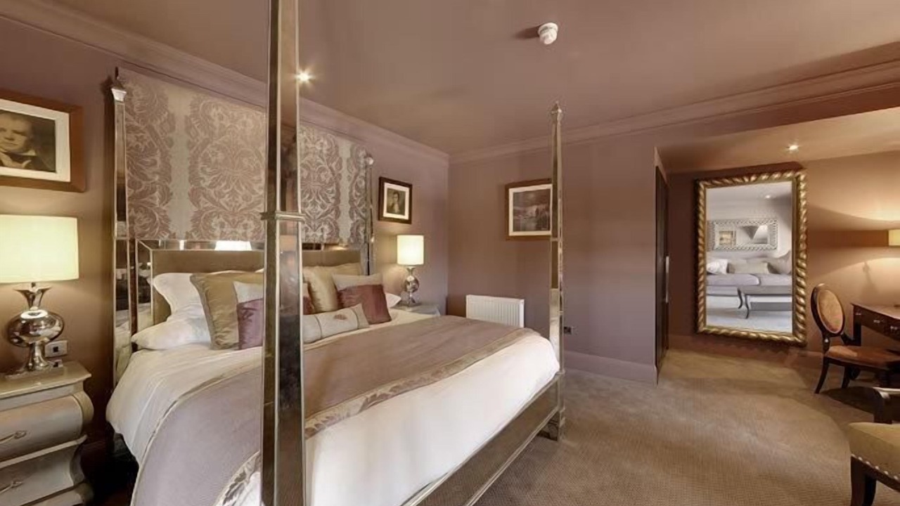 Photo of Bedroom in Cronberry