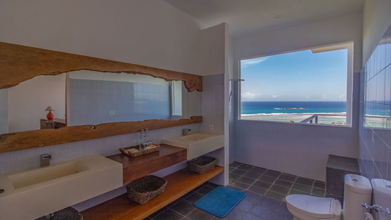 Photo of Bathroom in Selong Belanak