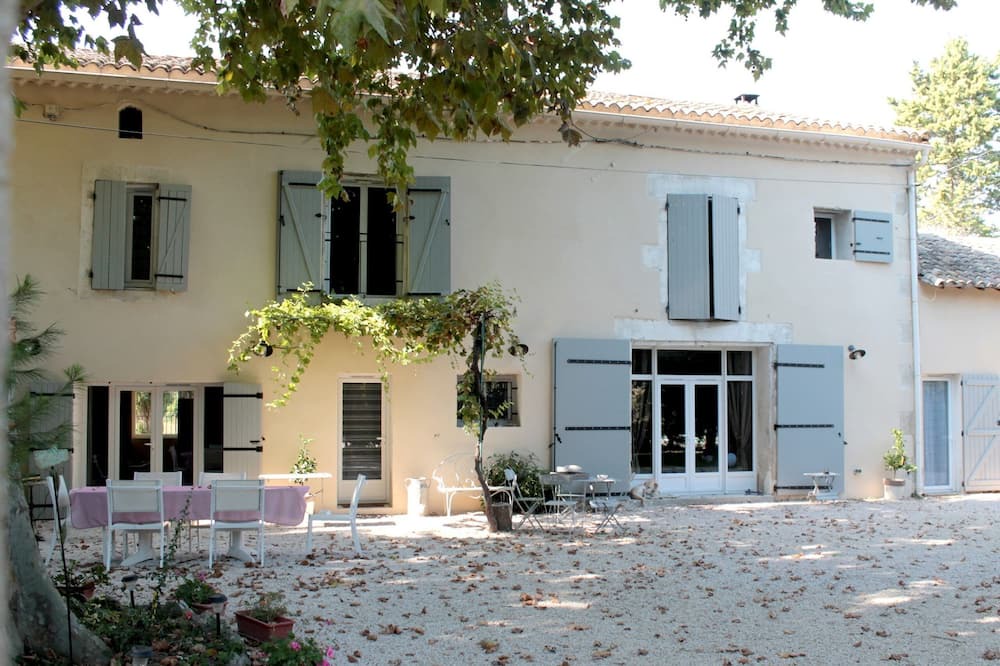 Photo of Outdoor in Saint-Andiol