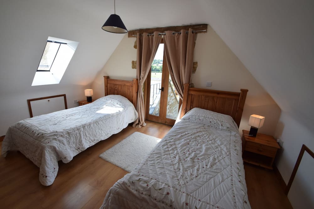 Photo of Bedroom in Bourton