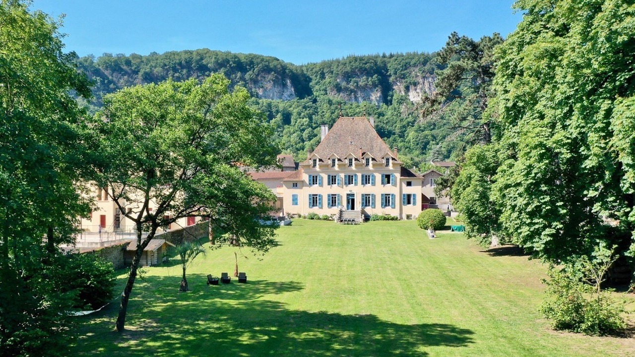 Photo of Outdoor in Vertrieu