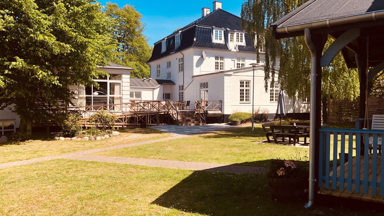 Photo of Buildings in Rrvig