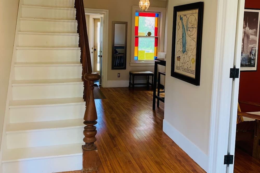 Photo of Livingroom in Cazenovia