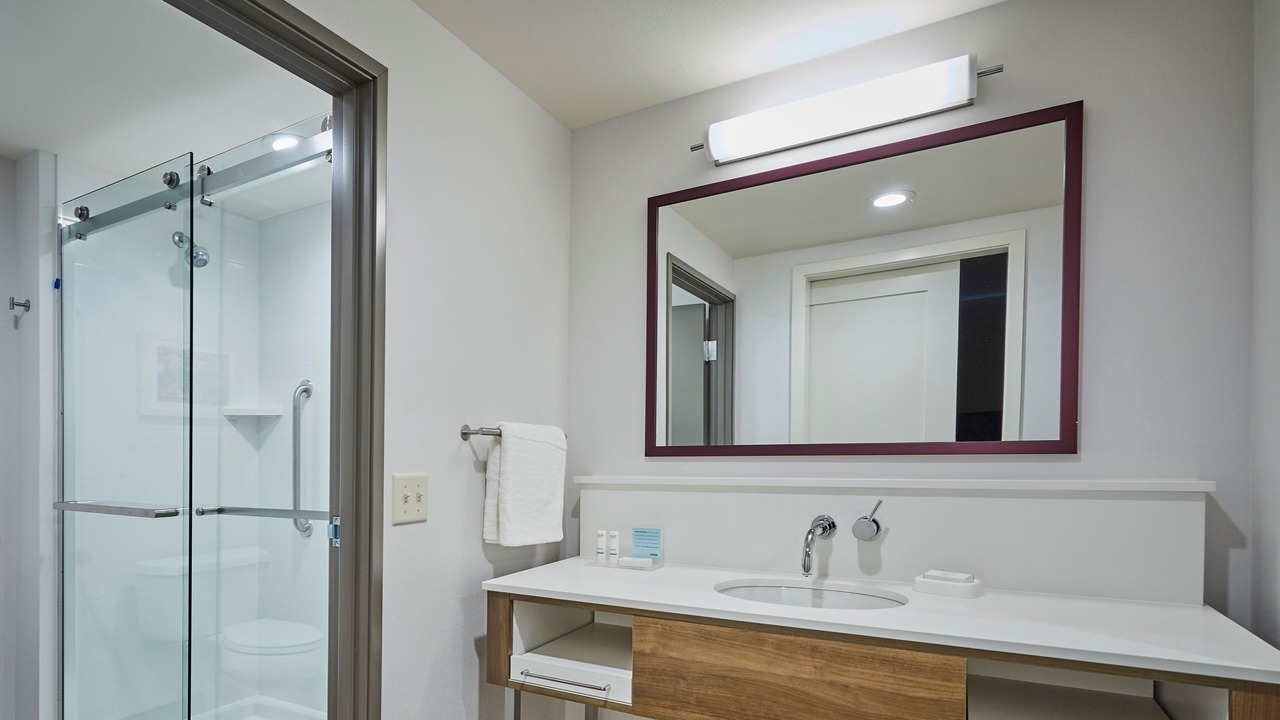 Photo of Bathroom in Roseburg