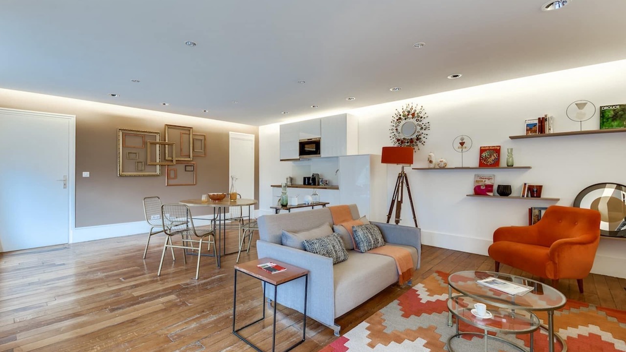 Photo of Others in Paris City Center