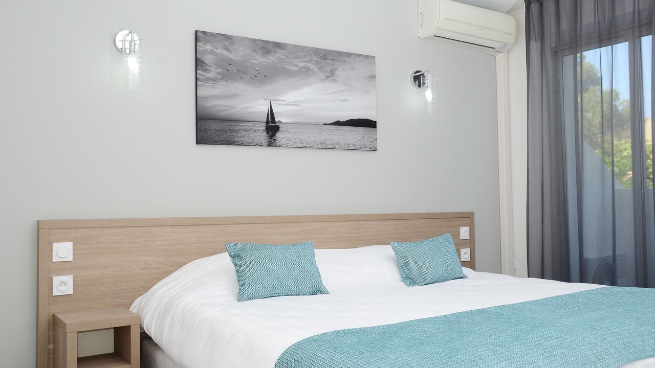 Photo of Bedroom in La Faviere