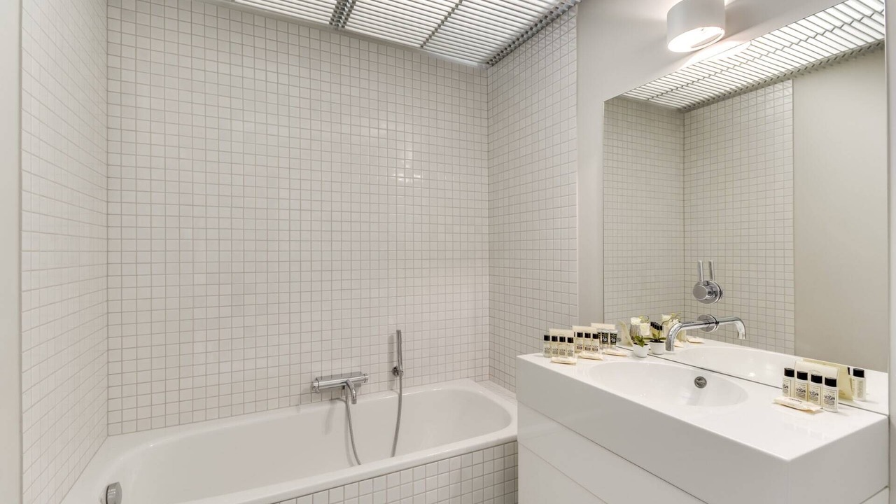 Photo of Bathroom in Quartier du Petit-Montrouge