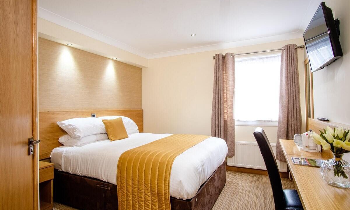 Photo of Others in Rosyth