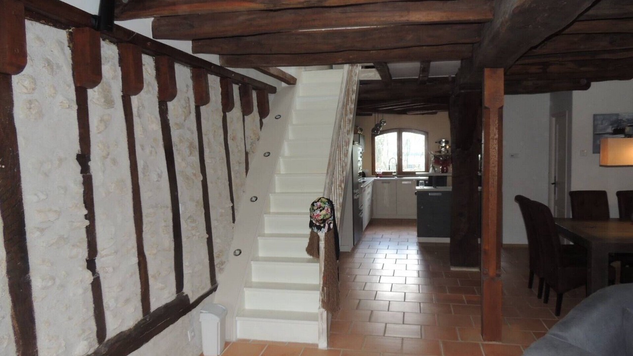 Photo of Others in Sambin