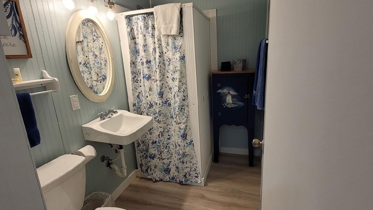 Photo of Bathroom in Cheboygan