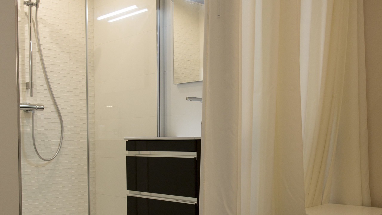 Photo of Bathroom in Thiveral-Grignon