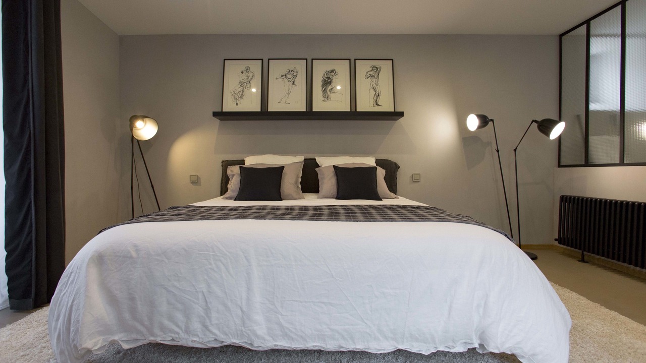 Photo of Bedroom in Thiveral-Grignon