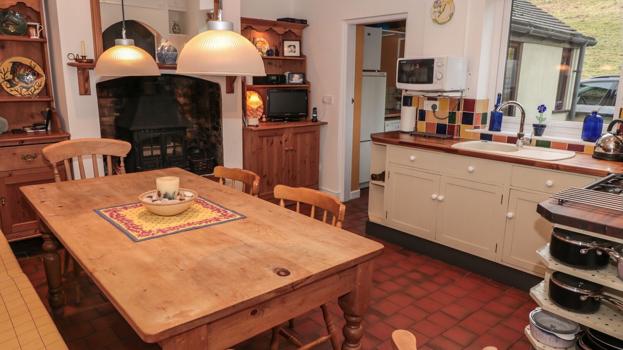 Photo of Others in Foxt