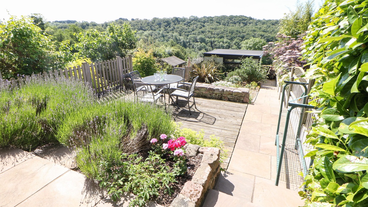 Photo of Outdoor in Foxt