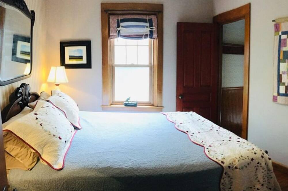 Photo of Bedroom in Town of Putnam