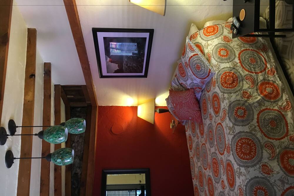 Photo of Bedroom in Southside