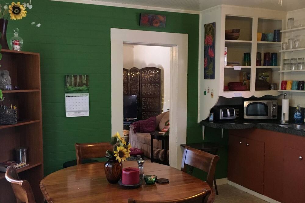Photo of Livingroom in Southside