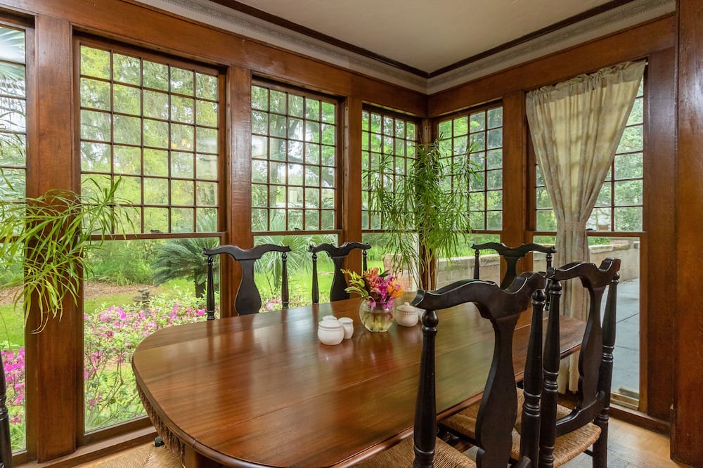 Photo of Others in Micanopy