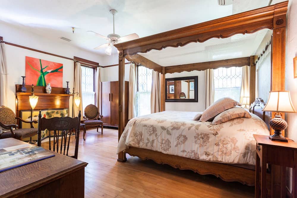 Photo of Bedroom in Micanopy