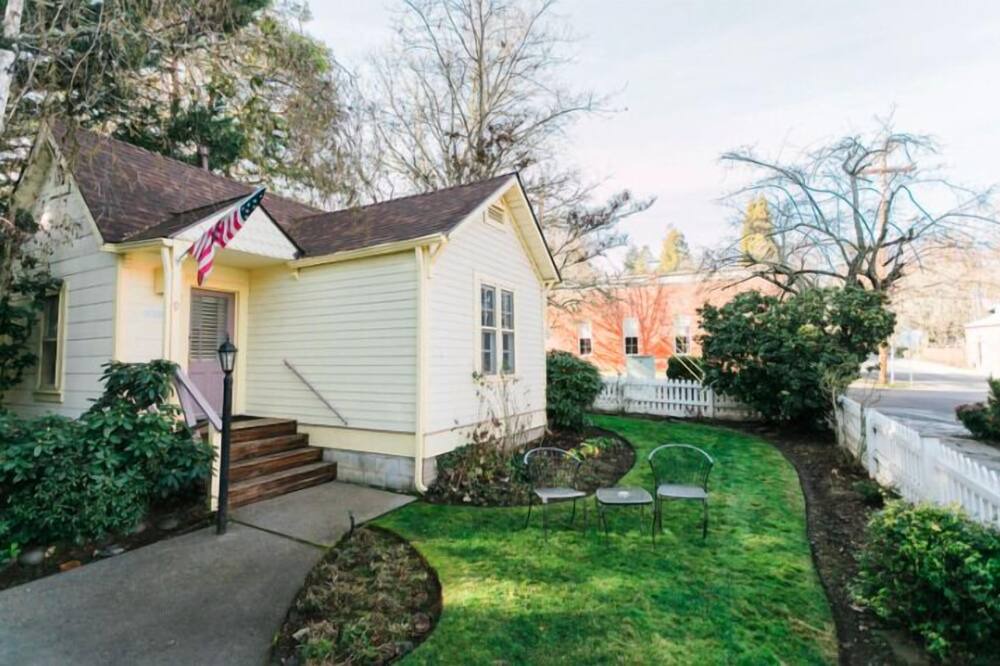 Photo of Others in Jacksonville