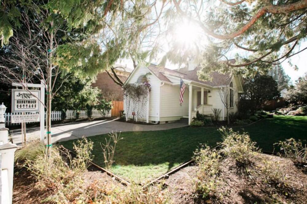 Photo of Others in Jacksonville